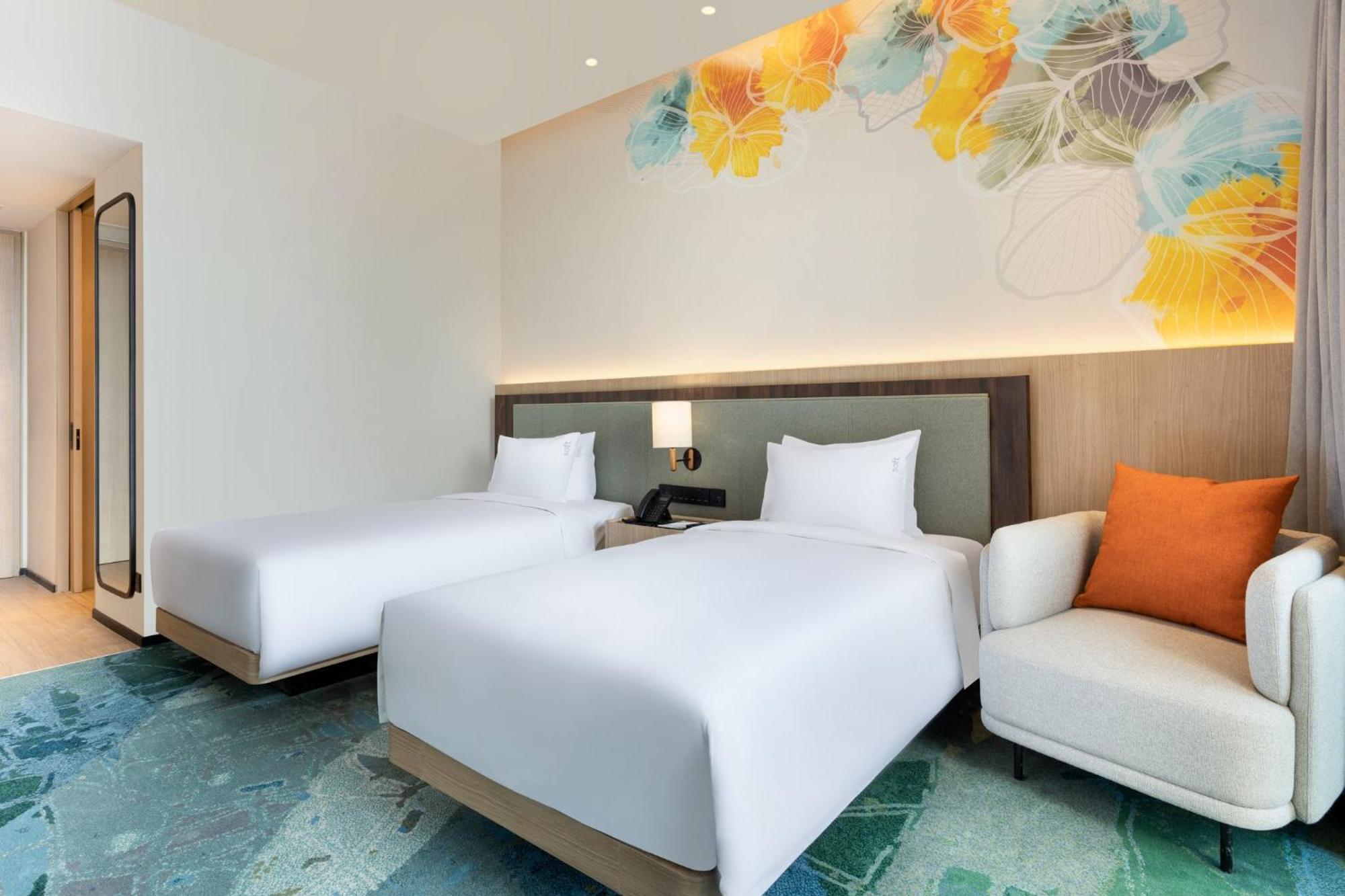 Holiday Inn Lampung Bukit Randu By Ihg Бандар-Лампунг Екстер'єр фото